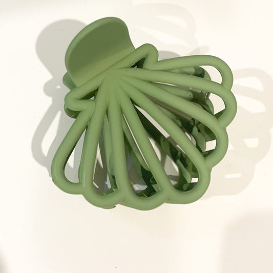 Seashell Claw Clip